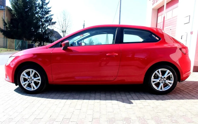 Seat Leon cena 30900 przebieg: 169000, rok produkcji 2015 z Ustrzyki Dolne małe 596